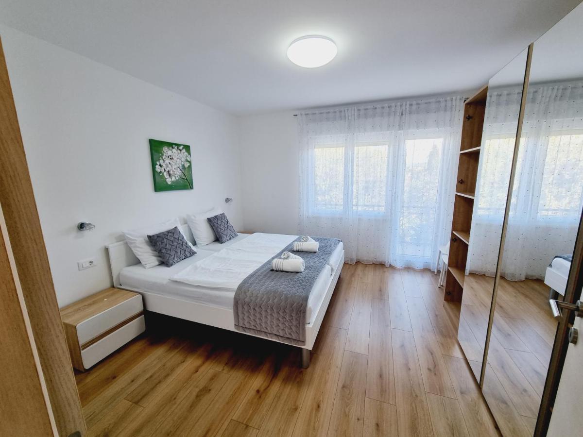 קרק Apartman Maslina מראה חיצוני תמונה