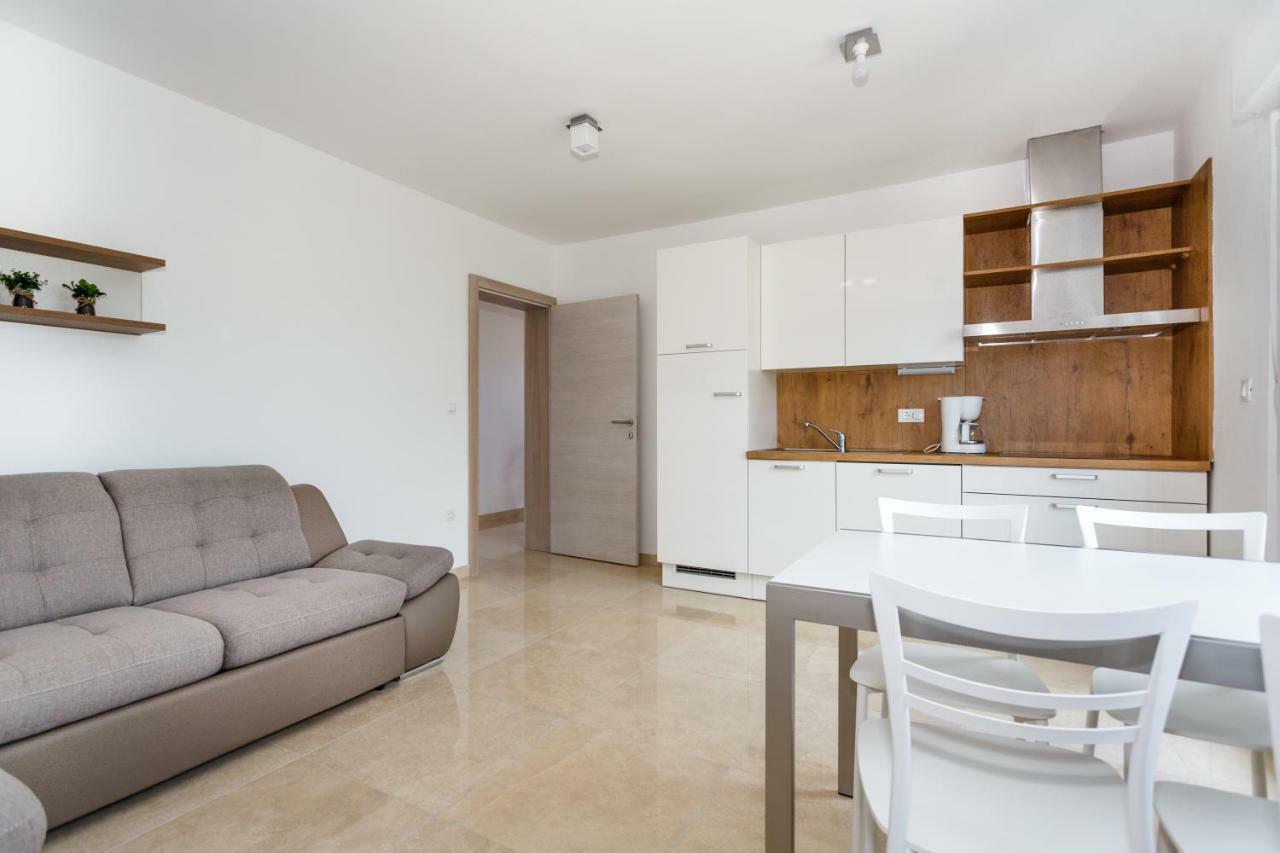 קרק Apartman Maslina מראה חיצוני תמונה