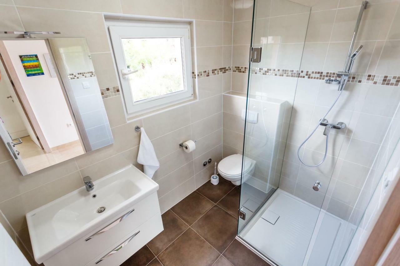 קרק Apartman Maslina מראה חיצוני תמונה